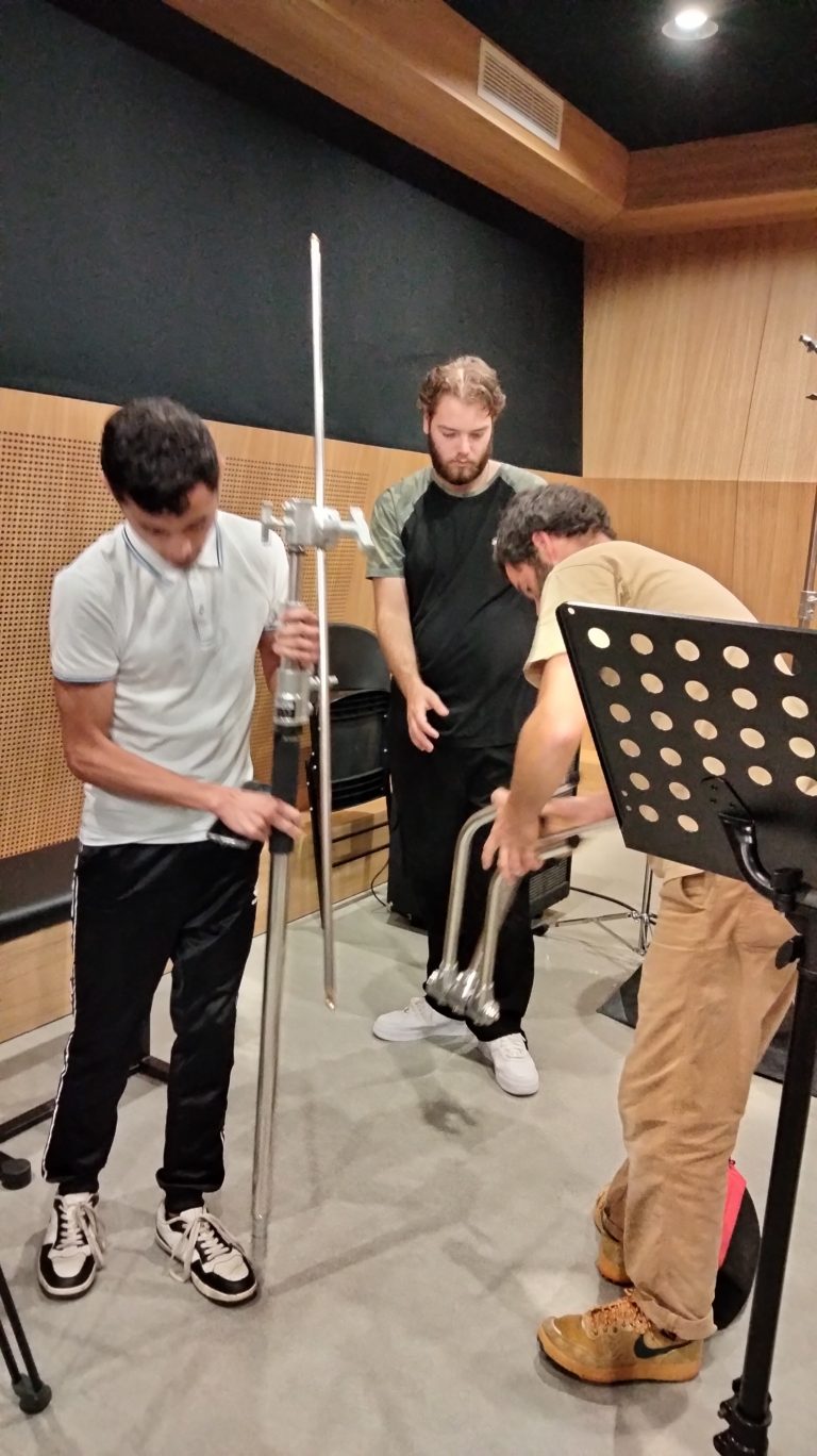 installation des lumières dans le studio